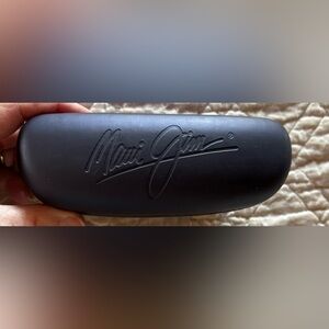 MAUI JIM SPORT TITANIUM Sunglasses Hard Clam Shell Case Blue **CASE ONLY**